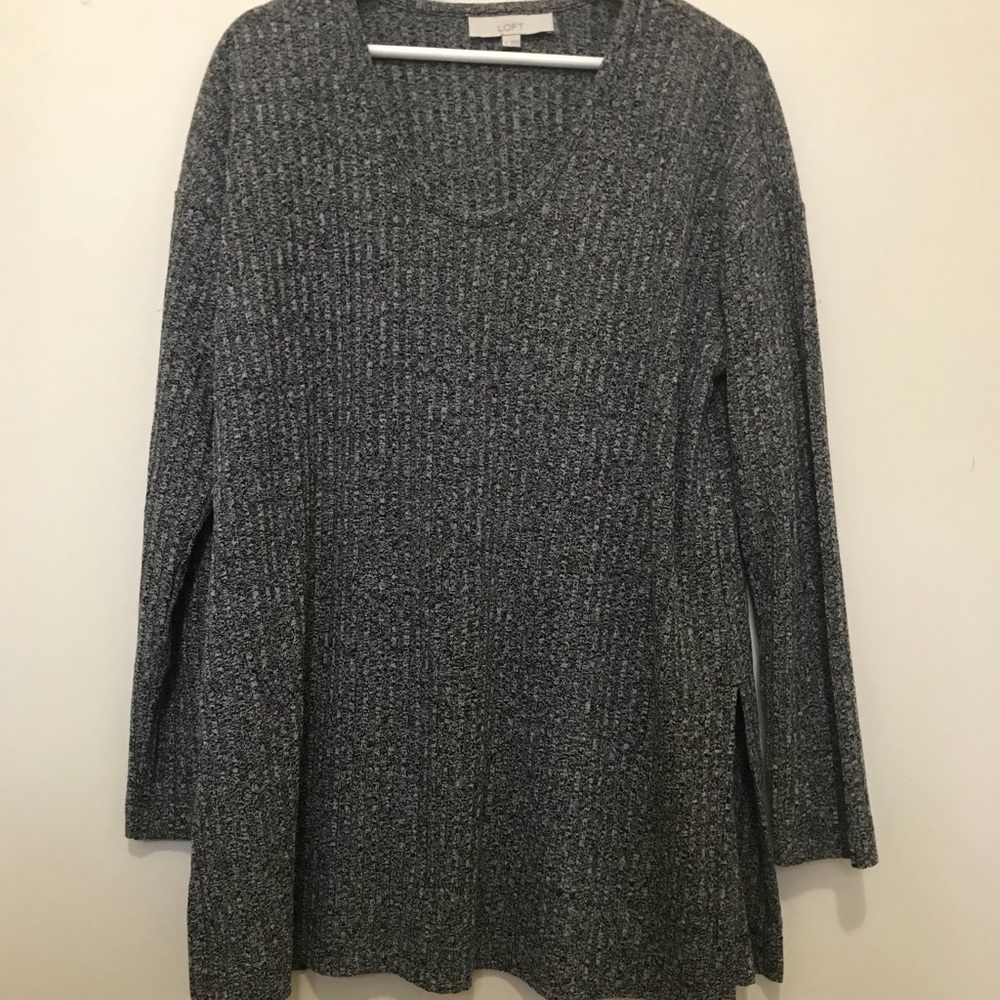 Gray/blue loft sweater